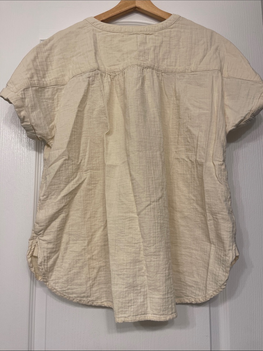 Wonderly Soft Cream Short-Sleeve Top, size Large, 100% cotton. - Picture 4 of 6